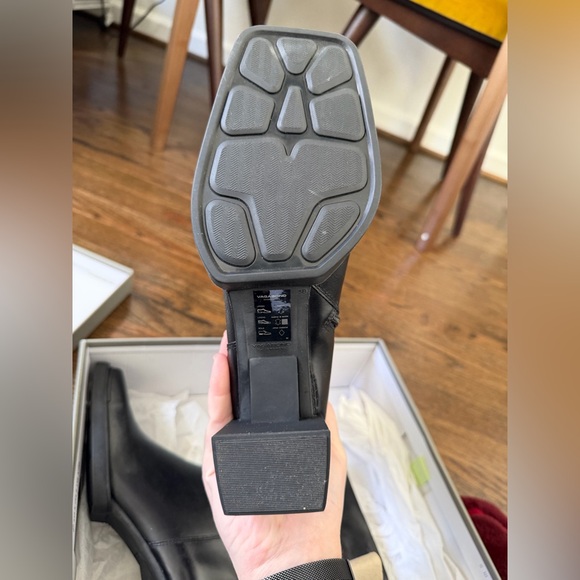 NWB Vagabond Edwina Leather Block Heel Boots - Picture 6 of 11